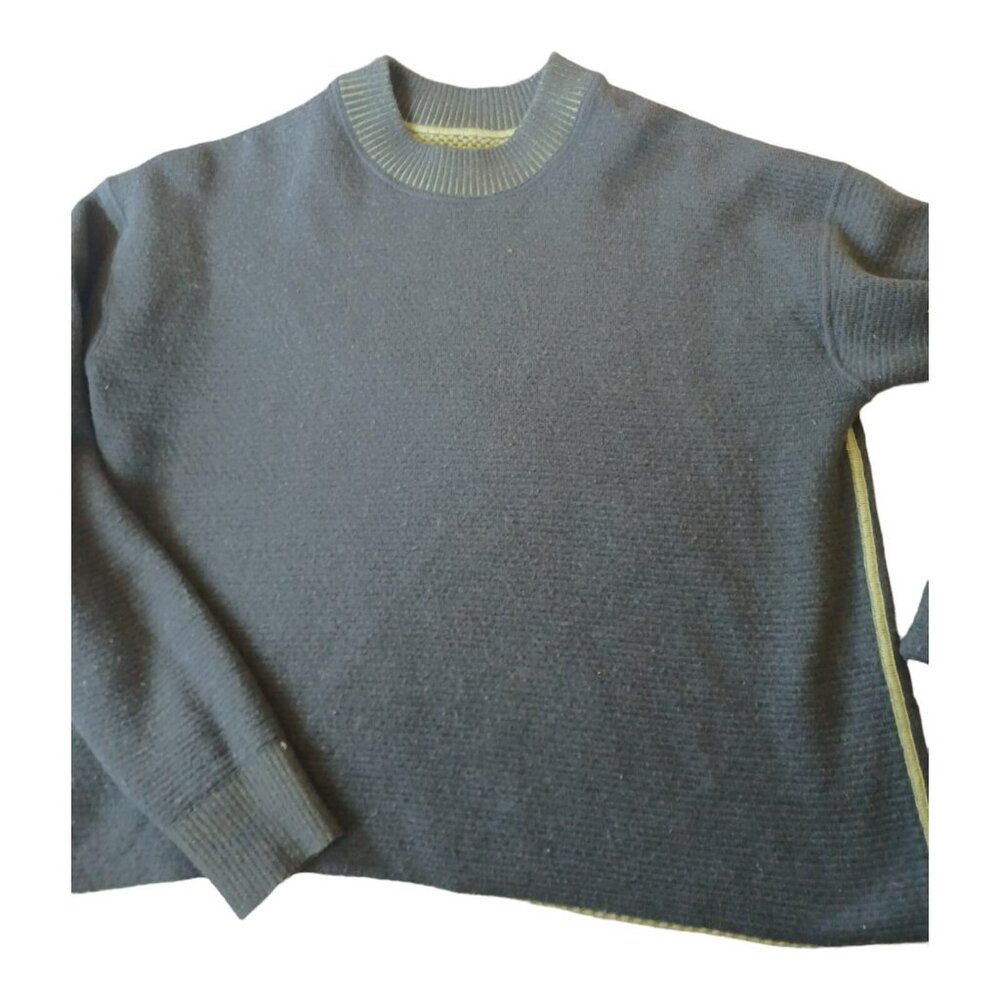 Lulumemon Cropped Reversible Sweater - Picture 3 of 4